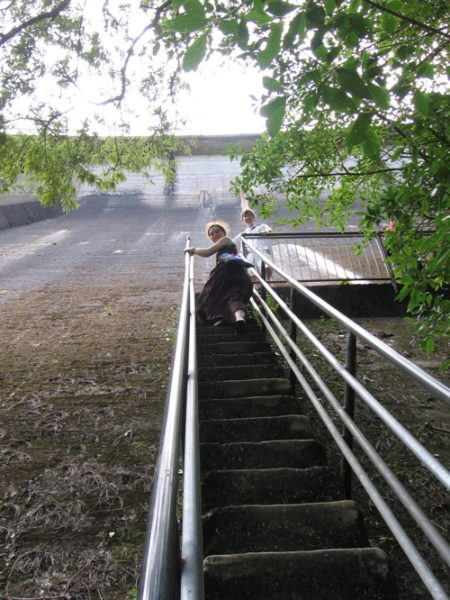 Climbing the Upper Nihotupu Dam